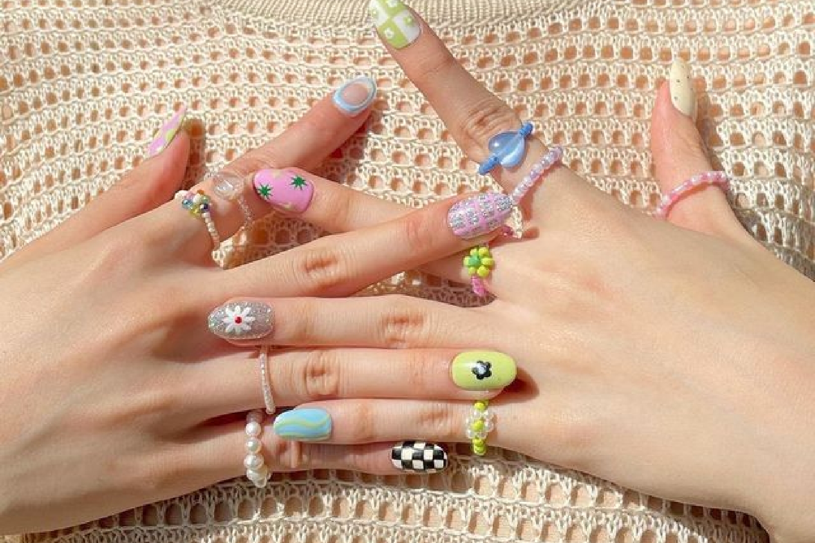 今っぽ可愛い最新アートネイル